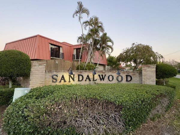 3249 Gardens East Drive, Unit C, Palm Beach Gardens, FL 33410