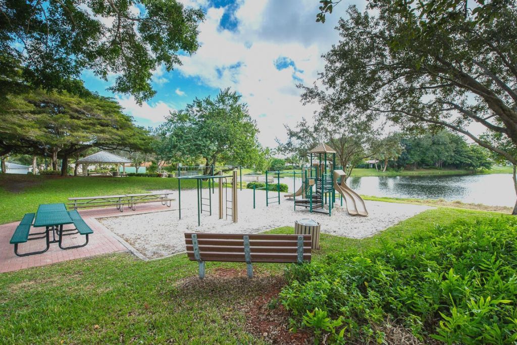 2334 Timbercreek Circle Nw, Boca Raton, FL 33431 Photo