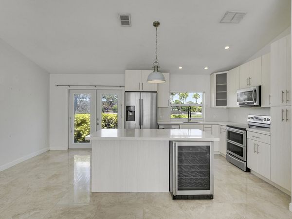 3703 Mykonos Court, Boca Raton, FL 33487