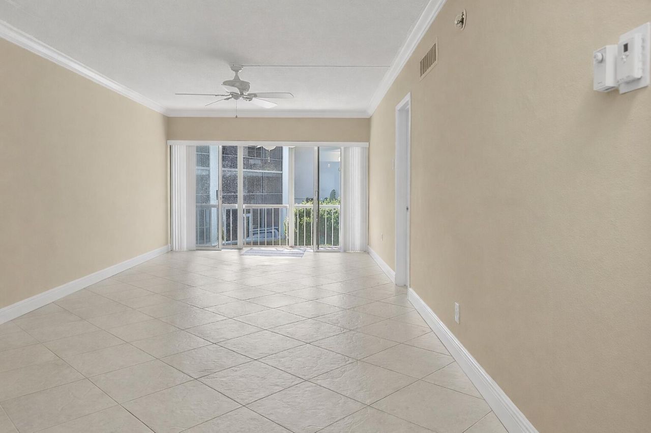 103 NE 19th Avenue, Unit 232, Deerfield Beach, FL 33441 Photo