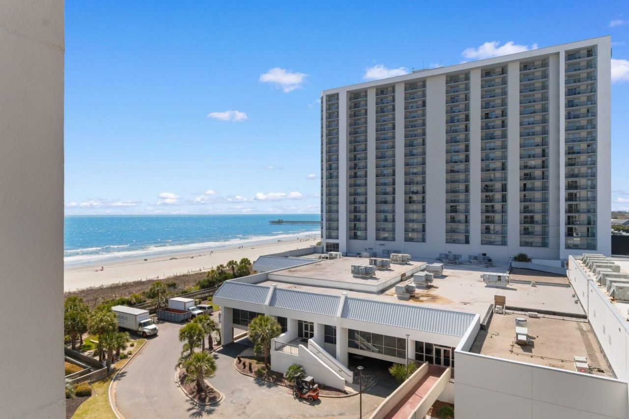 9820 Queensway Blvd.  Photo 25