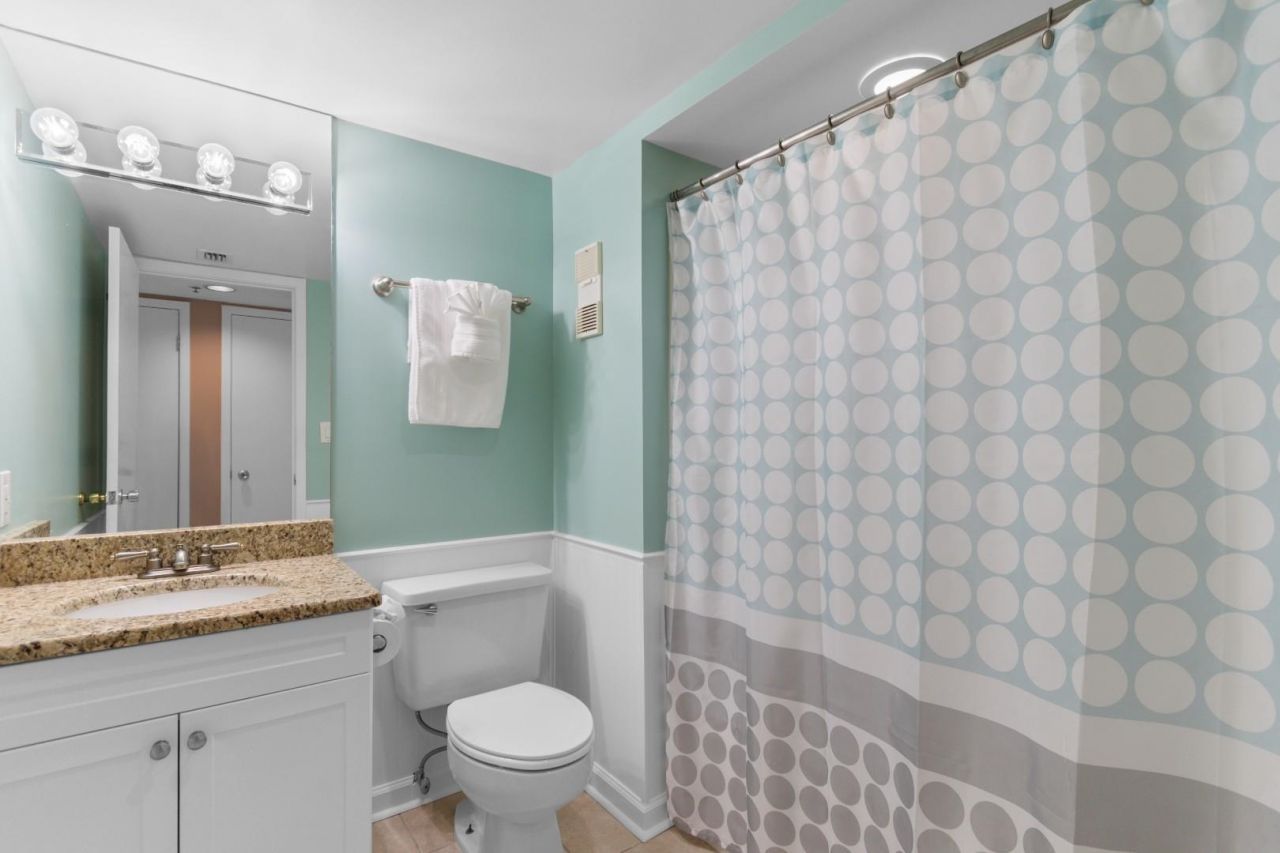 9820 Queensway Blvd.  Photo 27