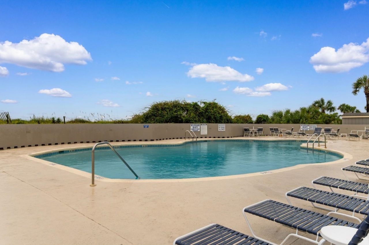 9820 Queensway Blvd.  Photo 38