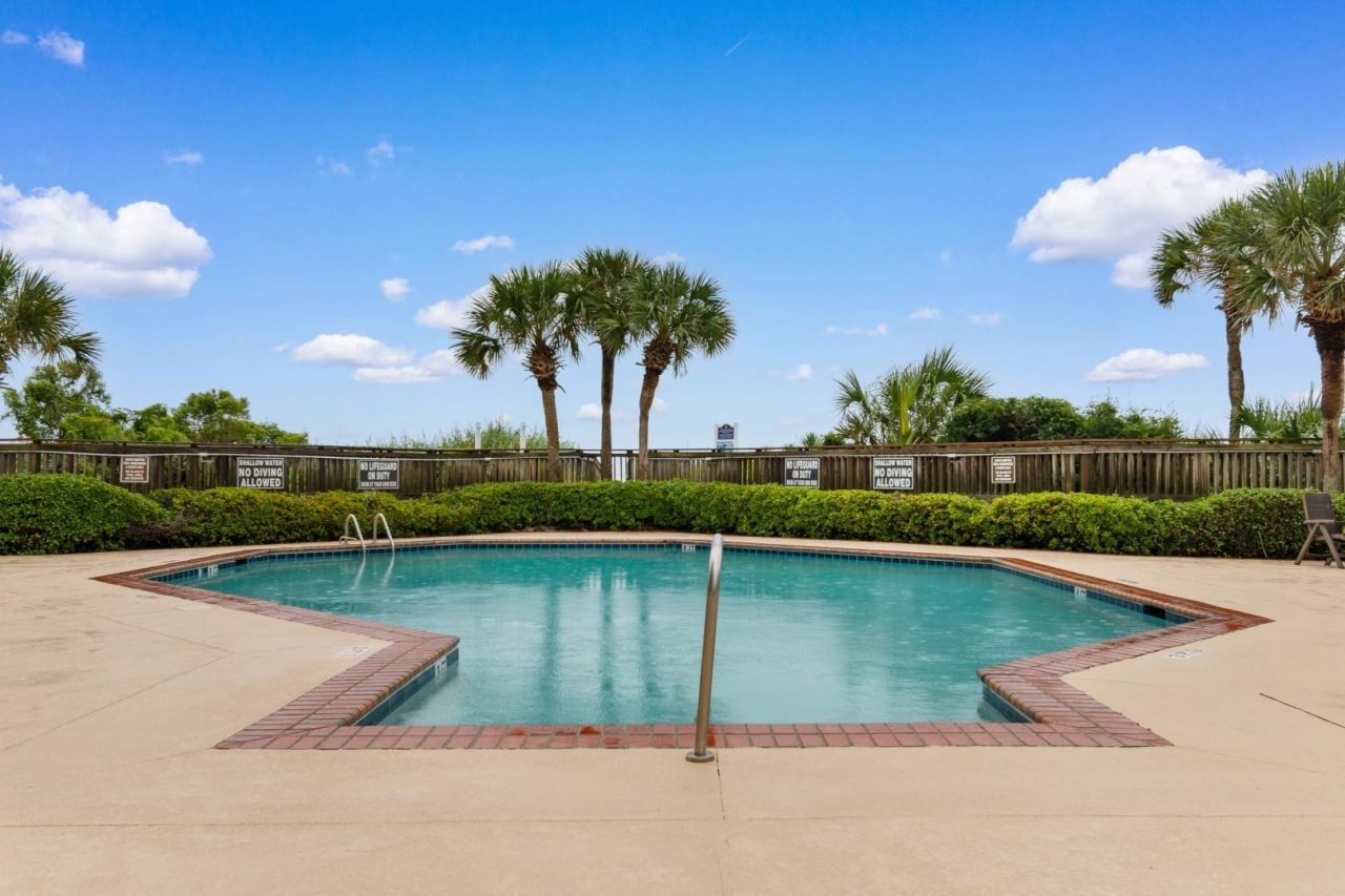 9820 Queensway Blvd.  Photo 39