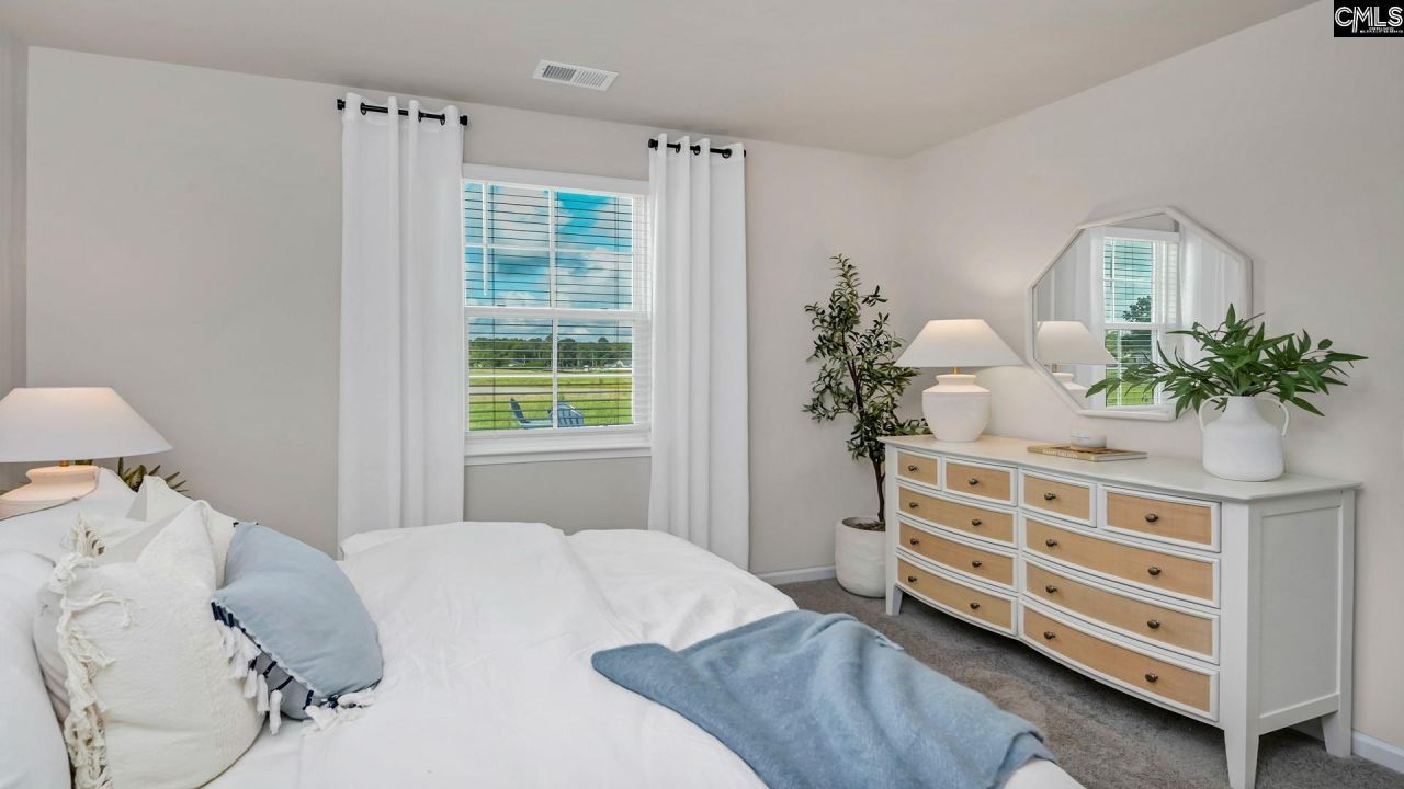 1073 Grand Oaks Drive  Photo 16