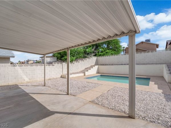 522 Tabony Avenue, Henderson, NV 89011