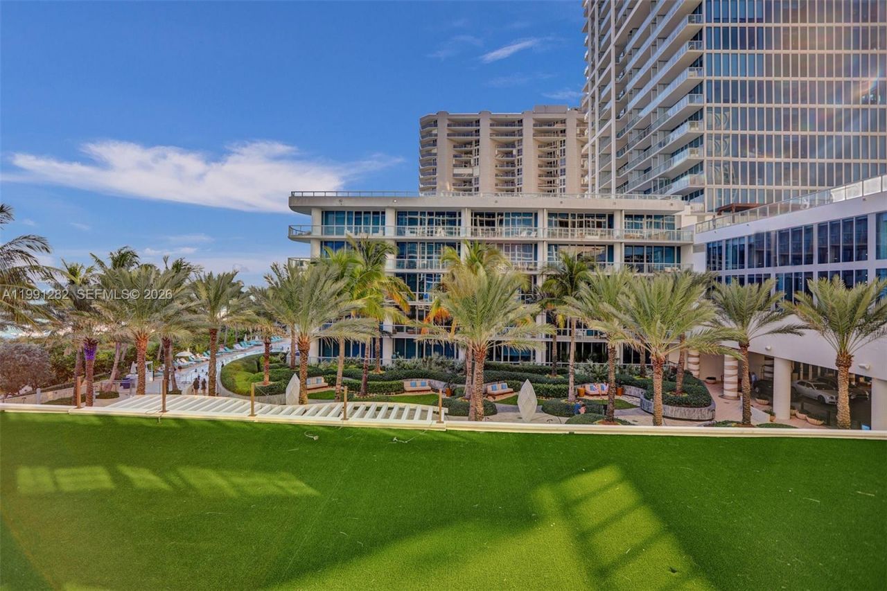 6801 Collins Ave, Unit 309 Door, Miami Beach, FL 33141 Photo
