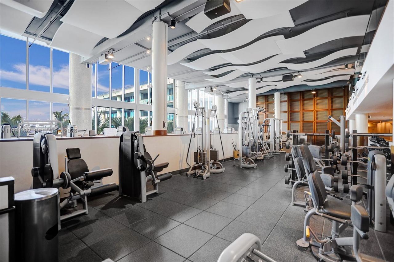6801 Collins Ave, Unit 309 Door, Miami Beach, FL 33141 Photo