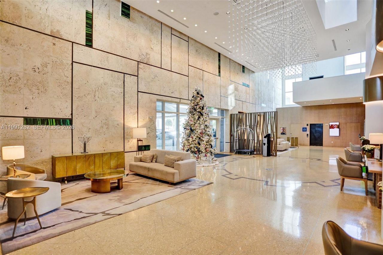 6801 Collins Ave, Unit 309 Door, Miami Beach, FL 33141 Photo