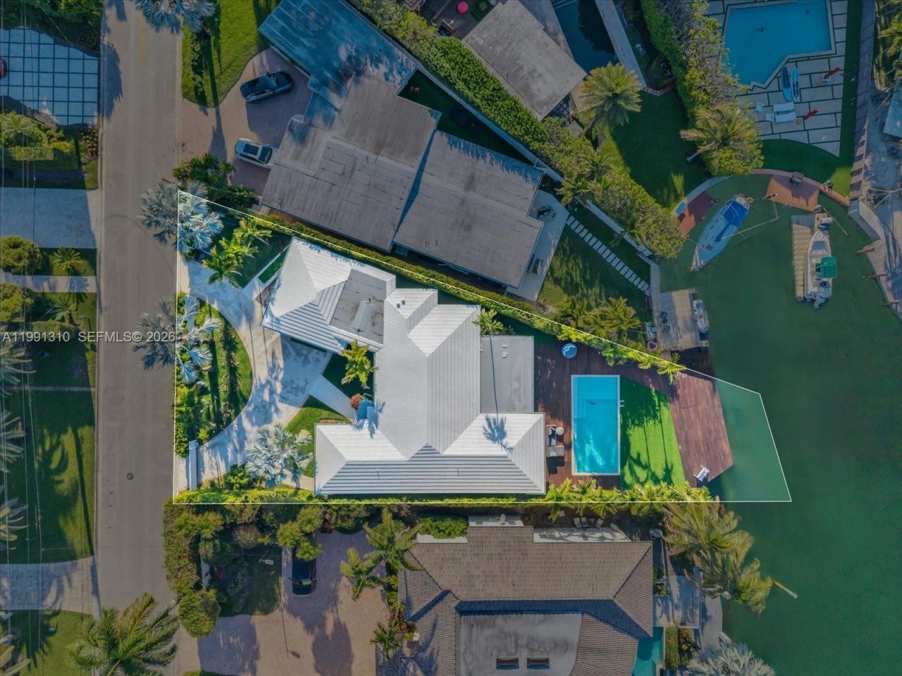 1277 Biscaya Dr, Surfside, FL 33154 Photo