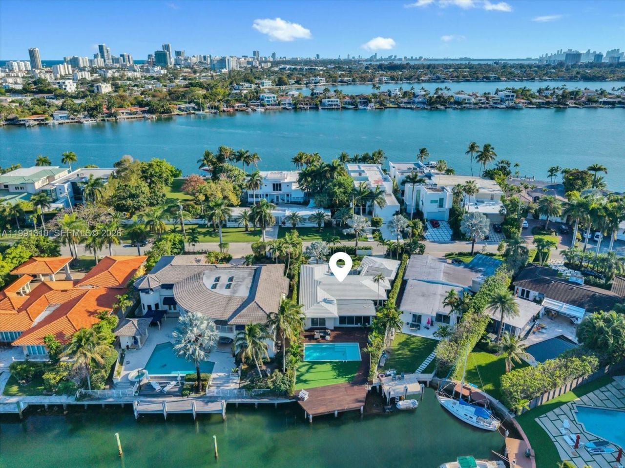 1277 Biscaya Dr, Surfside, FL 33154 Photo