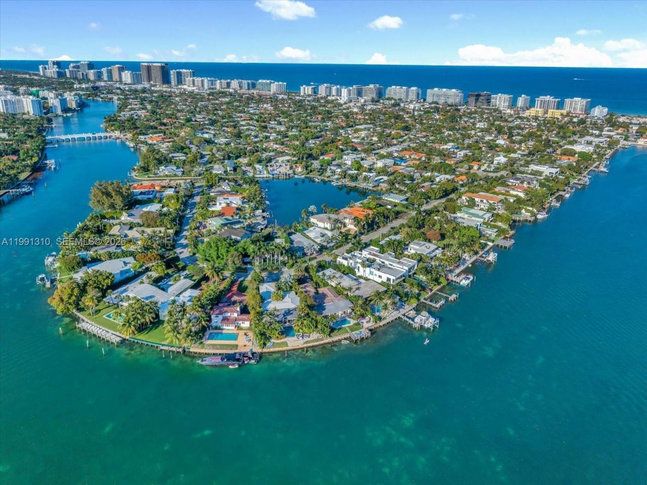 1277 Biscaya Dr, Surfside, FL 33154 Photo