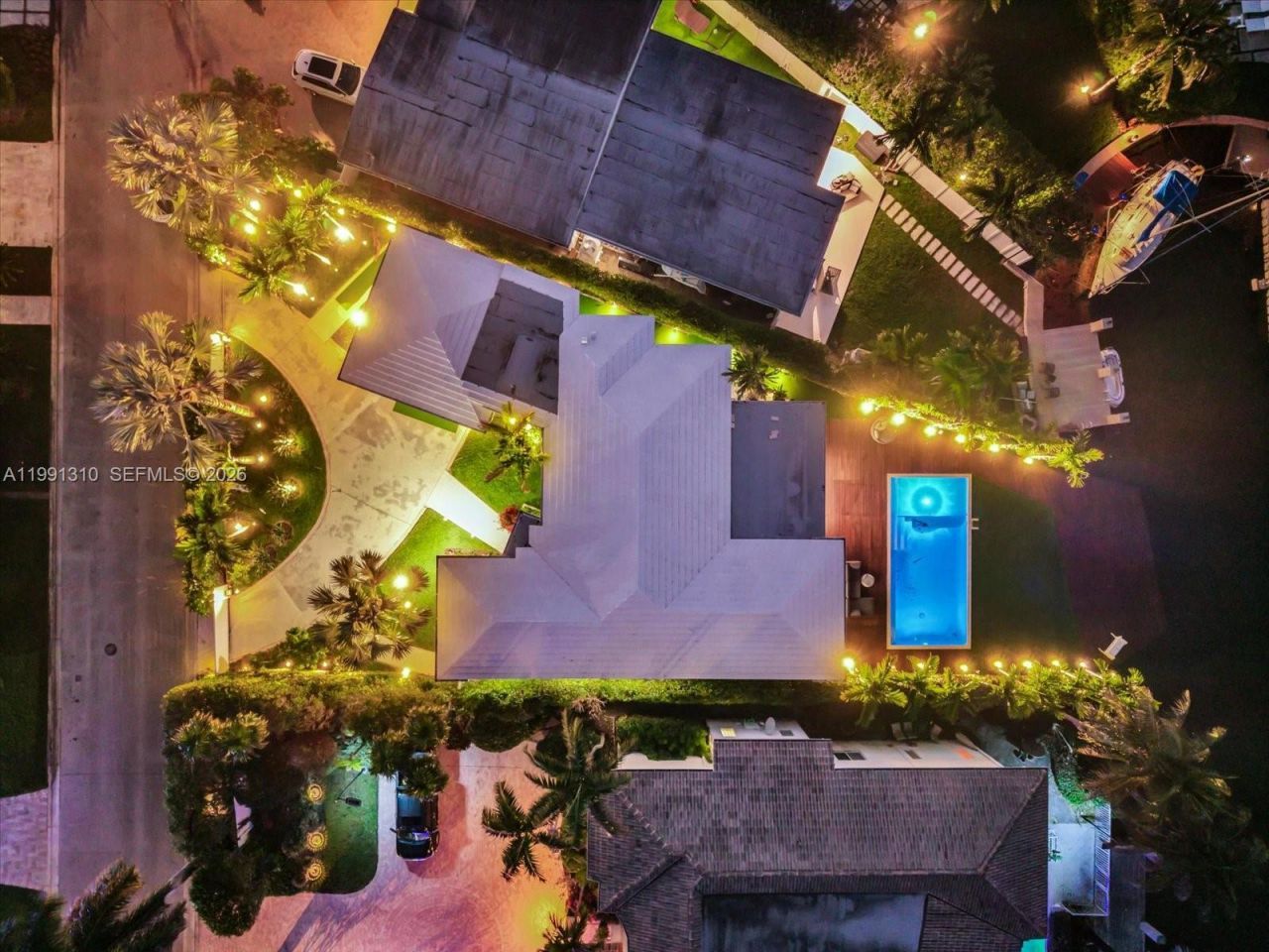 1277 Biscaya Dr, Surfside, FL 33154 Photo