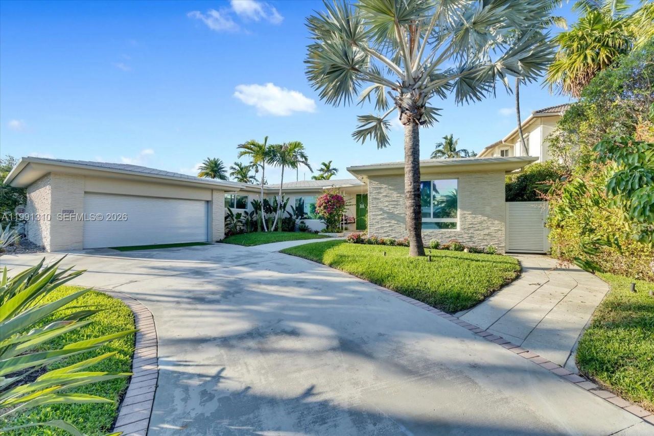 1277 Biscaya Dr, Surfside, FL 33154 Photo