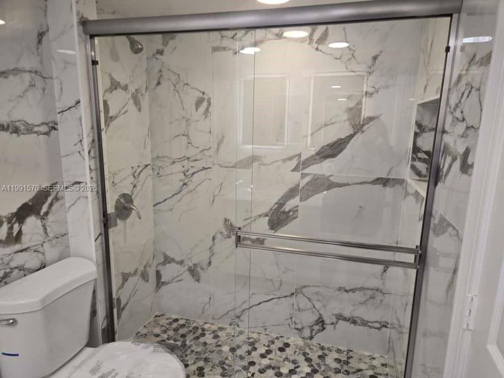 5 Olive Dr , Unit 9, Hialeah, FL 33010 Photo