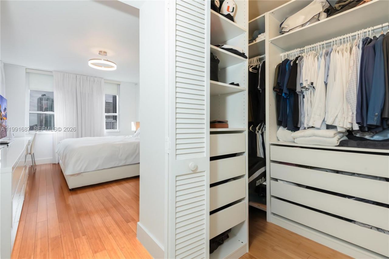 701 Brickell Key Blvd , Unit 1912, Miami, FL 33131 Photo