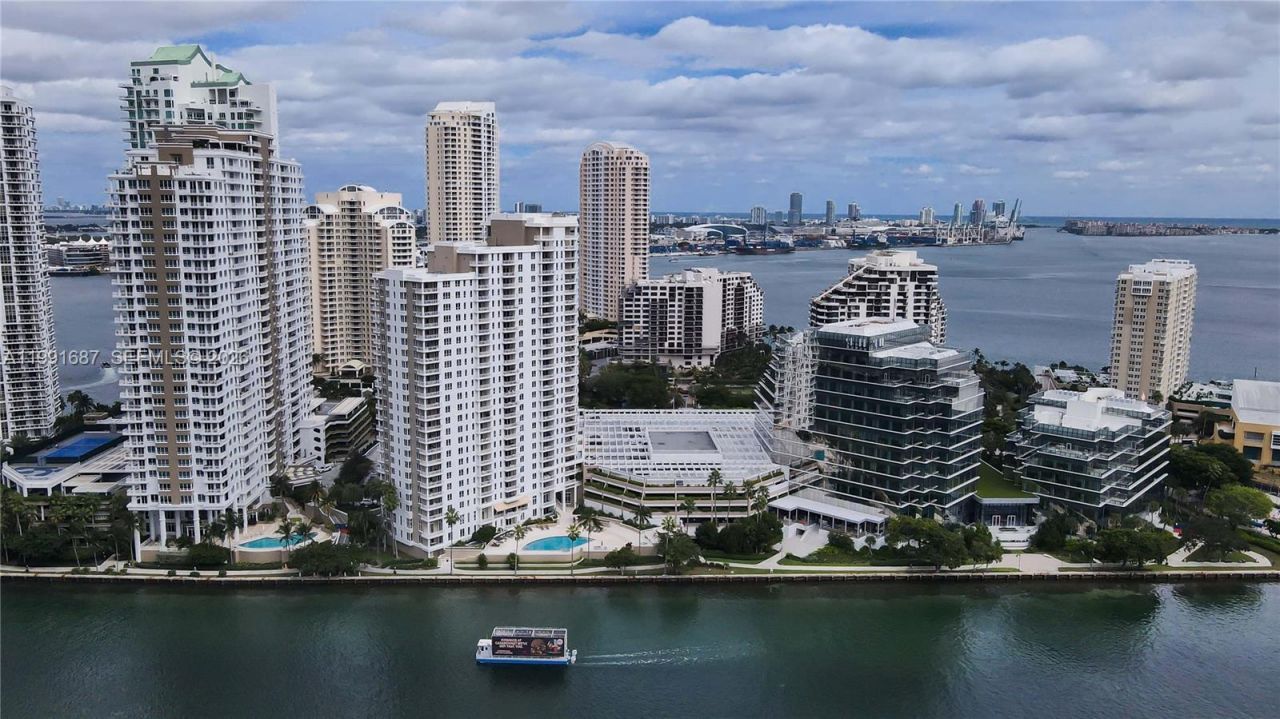 701 Brickell Key Blvd , Unit 1912, Miami, FL 33131 Photo