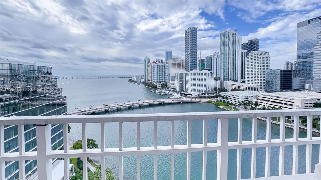 701 Brickell Key Blvd , Unit 1912, Miami, FL 33131 Photo