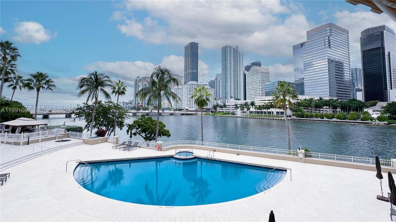 701 Brickell Key Blvd , Unit 1912, Miami, FL 33131 Photo