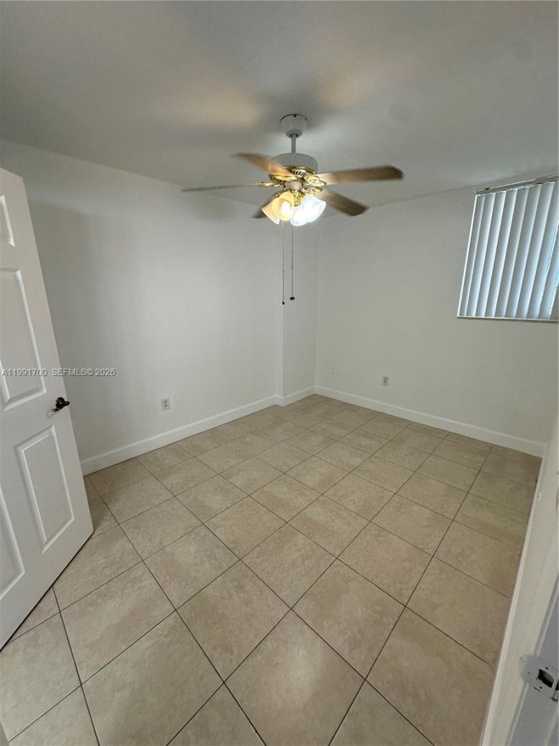 814 NW 36th Ave, Unit 406, Miami, FL 33125 Photo