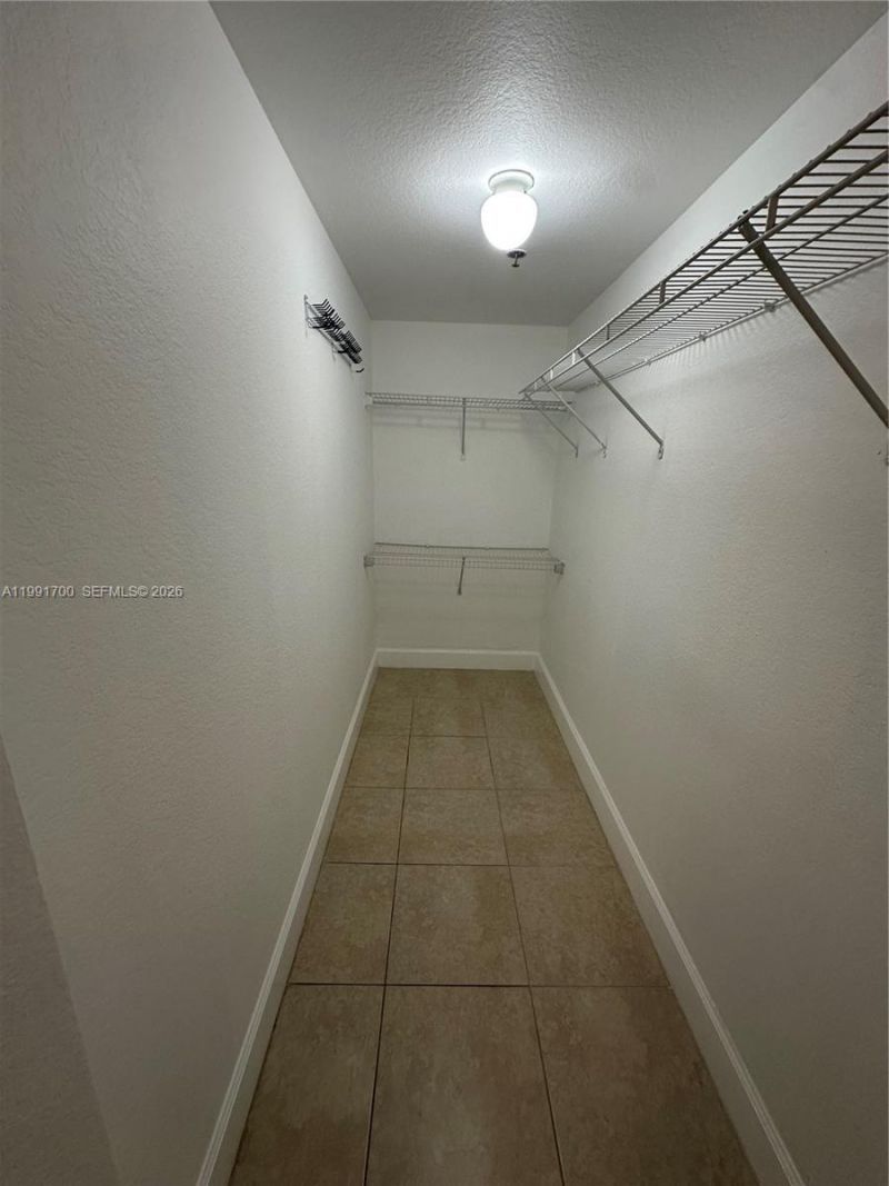 814 NW 36th Ave, Unit 406, Miami, FL 33125 Photo