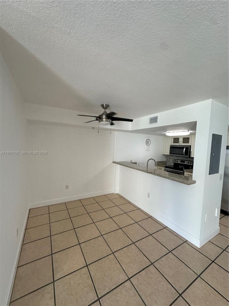 814 NW 36th Ave, Unit 406, Miami, FL 33125 Photo