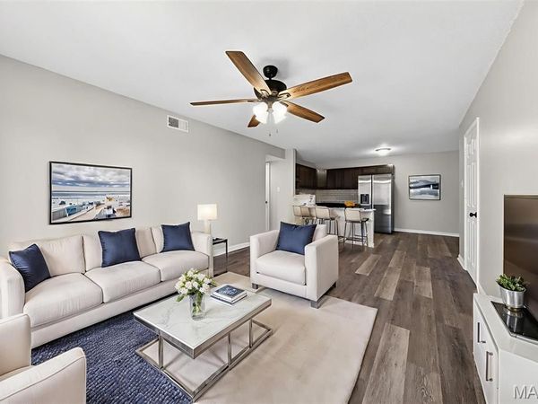 5766 Westphalia Lane, Unit B, St Louis, MO 63129