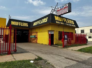 19989 VAN DYKE ST Street , Detroit, MI 48234