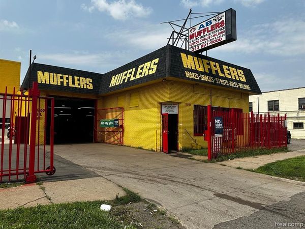 19989 VAN DYKE ST Street , Detroit, MI 48234