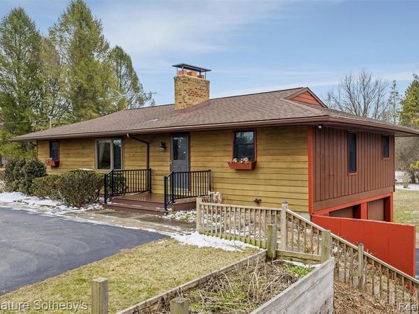 2530 Newlyn Dr., Lima Twp, MI 48130