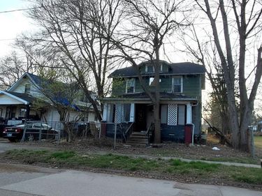 2105 Arlington Avenue, Flint, MI 48506