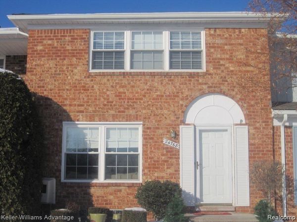 24768 Olde Orchard Street, Novi, MI 48375