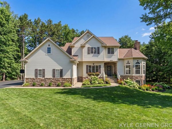 14717 Foxboro Court, Holland, MI 49424