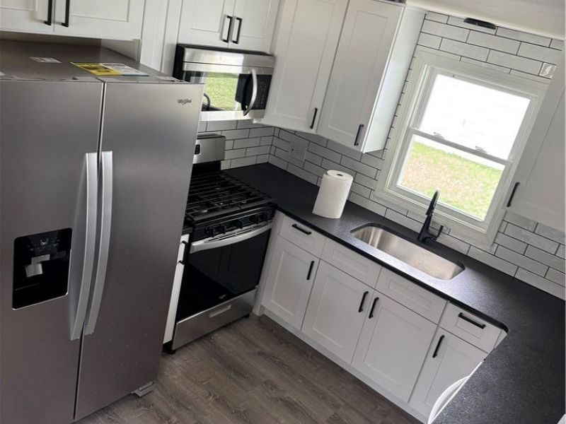 565 Irving Park Boulevard, Sheffield Lake, OH 44054 Photo 9