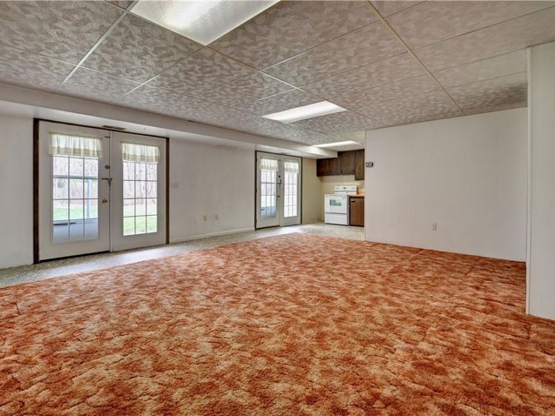 11652 Sandyville Road NE, Sandyville, OH 44671 Photo 24