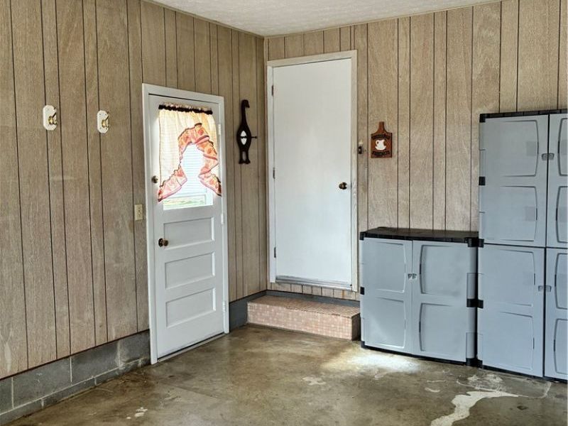 11652 Sandyville Road NE, Sandyville, OH 44671 Photo 33