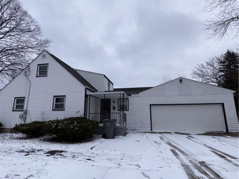 703 Palmer Avenue, Youngstown, OH 44502 Photo 3