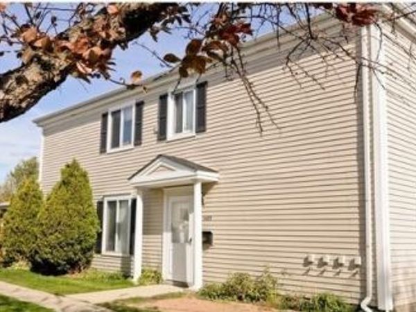 1485 Quaker Lane , Unit 116D, Prospect Heights, IL 60070