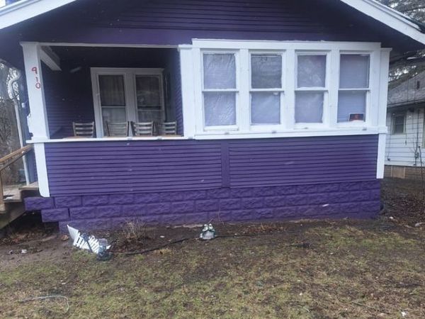 910 Furman Street , Rockford, IL 61101