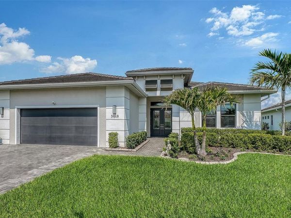 5018 SURFSIDE CIRCLE , LAKEWOOD RANCH, FL 34211