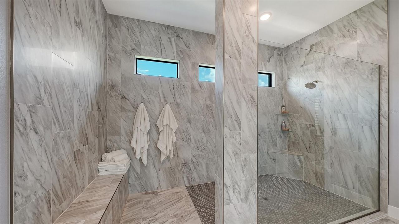 5018 Surfside Circle, Lakewood Ranch, FL 34211 Photo