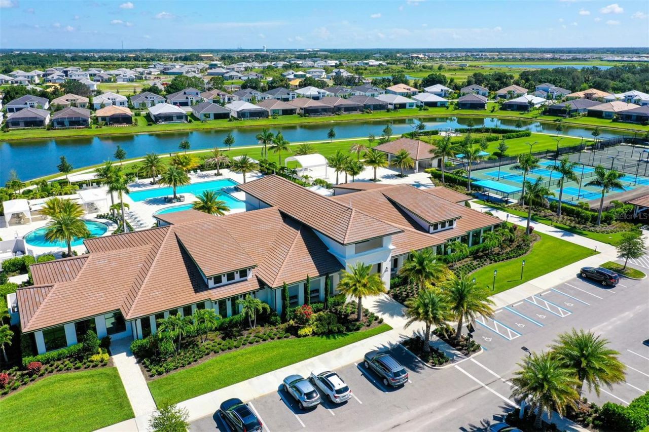 5018 Surfside Circle, Lakewood Ranch, FL 34211 Photo