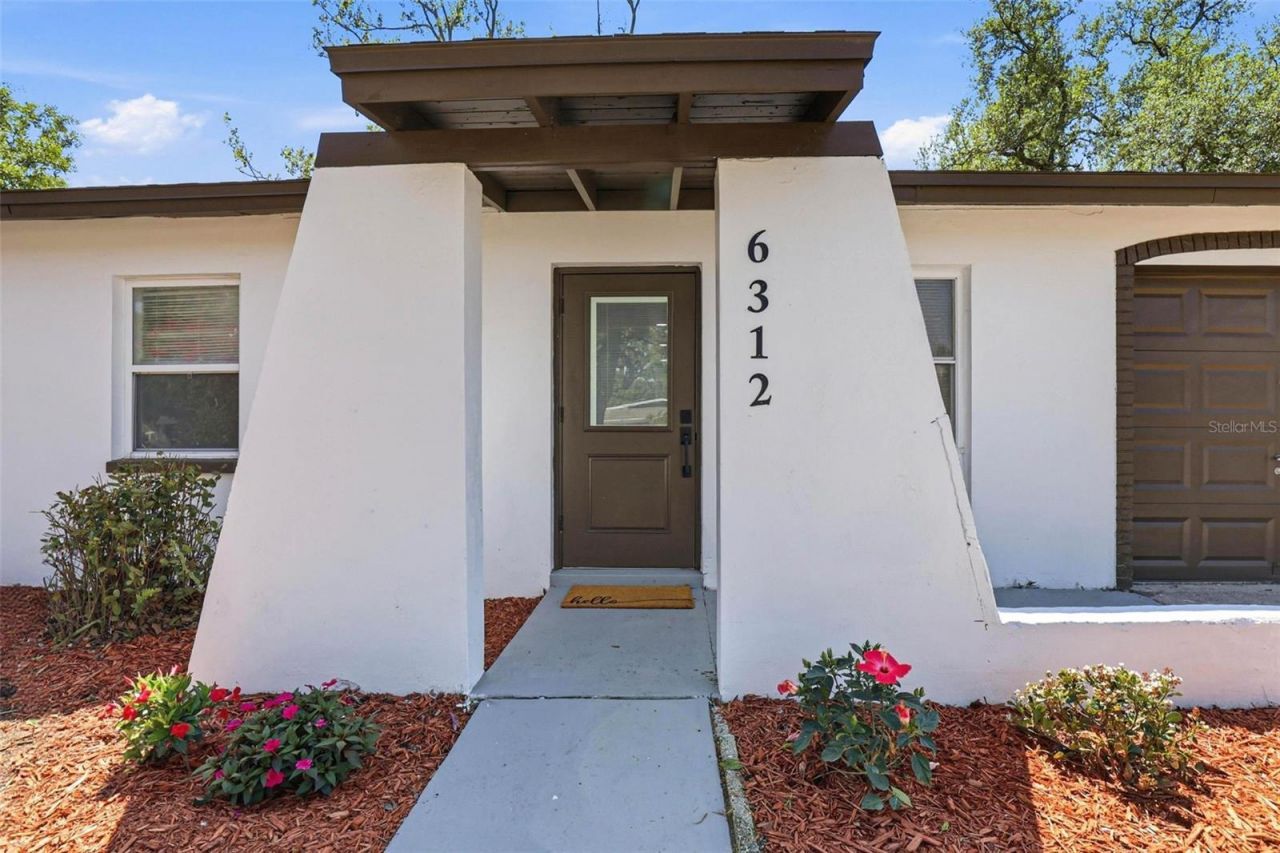6312 S Lansdale Circle , Tampa, FL 33616 Photo