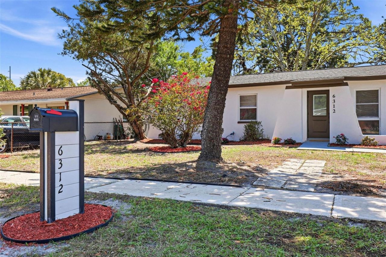 6312 S Lansdale Circle , Tampa, FL 33616 Photo