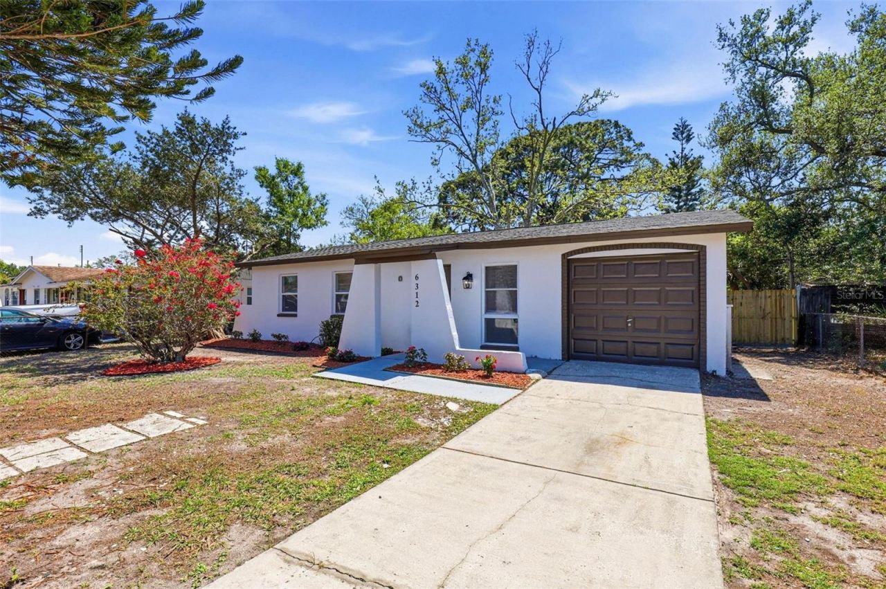 6312 S Lansdale Circle , Tampa, FL 33616 Photo