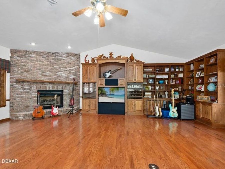 Property Image 62