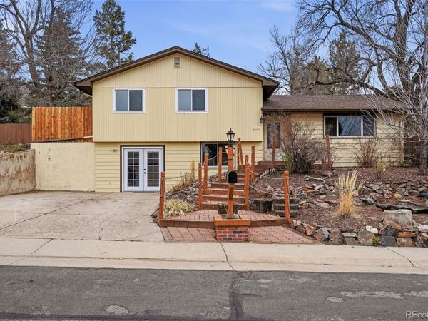 564 Vista Drive, Castle Rock, CO 80104