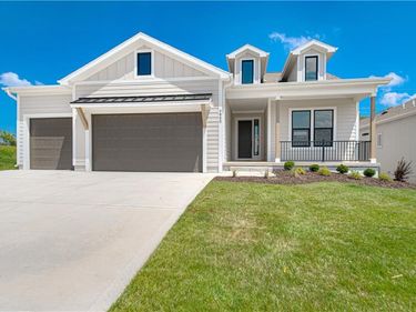 4855 NW Martin Street, Riverside, MO 64150