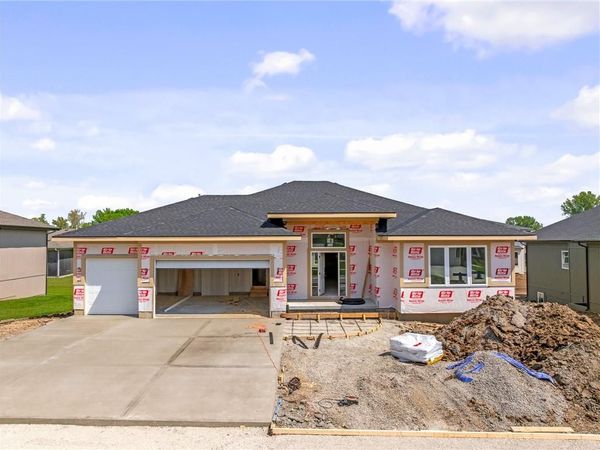 25010 W 89th Terrace, Lenexa, KS 66227