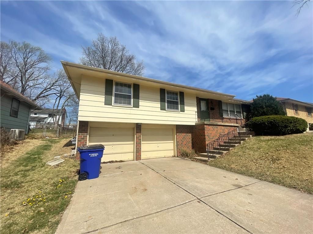 3412 NE 68th Terrace, Kansas City, MO 64119 Main Photo